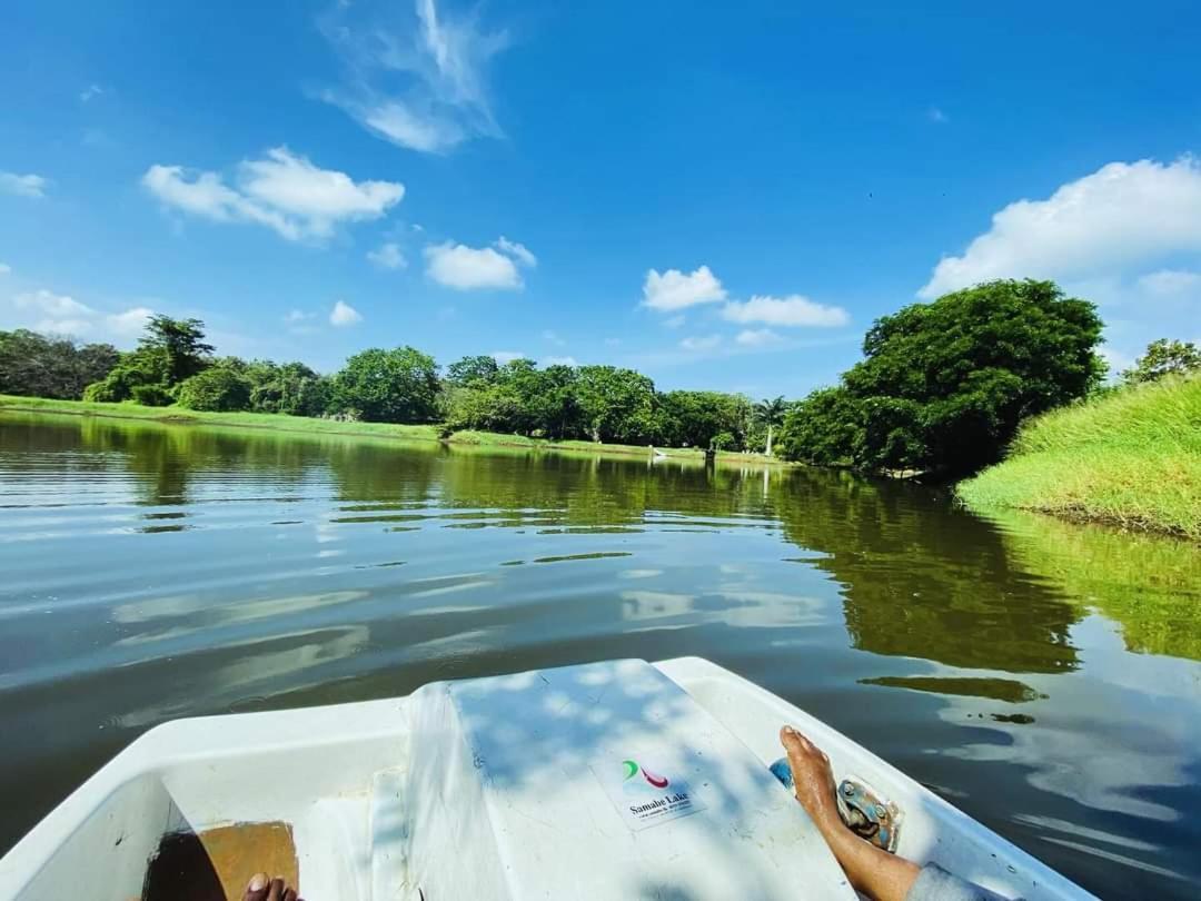 Samabe Lake Dambulla Ngoại thất bức ảnh